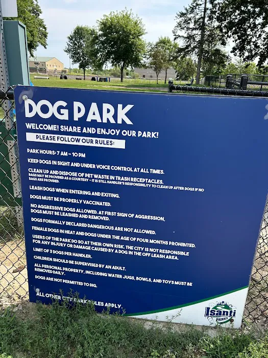 Isanti Dog Park 4
