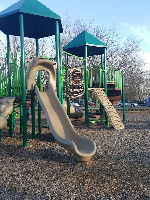 Bassett Creek Dog Park 9