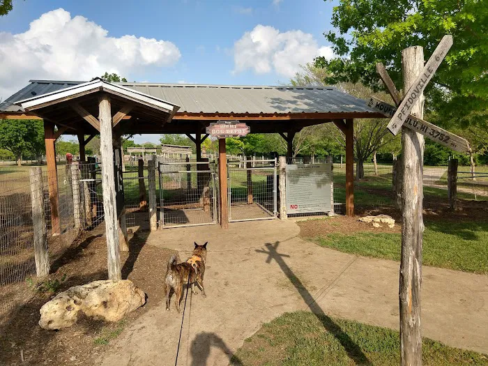 Round Rock Dog Depot 8