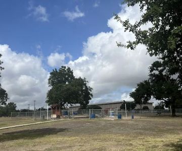Harris Heights Dog Park