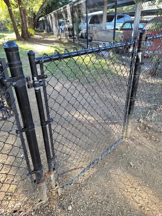 Deep Ellum Lofts Dog Park 5