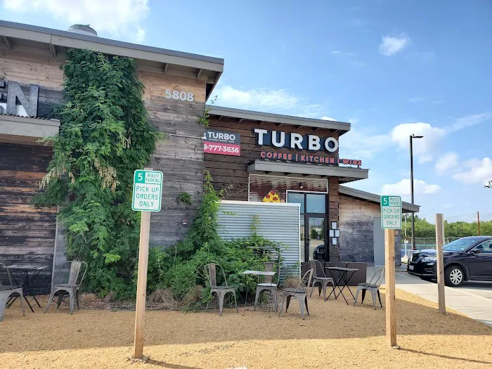 The Shacks Dining & Dog Park 4