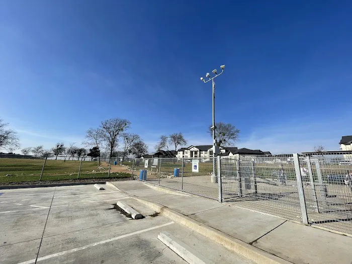 Midlothian Dog Park 3