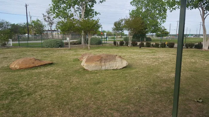 Cherokee Rose Dog Park 4