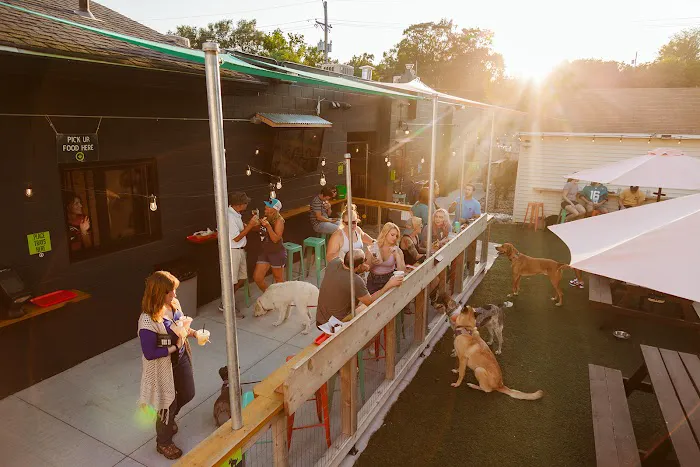 Omaha Dog Bar 5