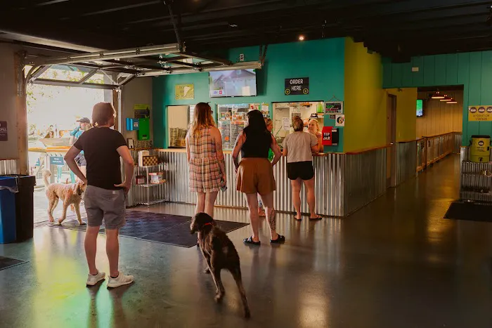 Omaha Dog Bar 7