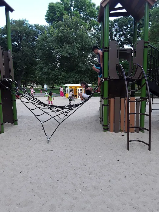 Hanscom Dog Park 8