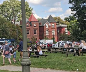 Old Louisville Dog Run (Members Only)