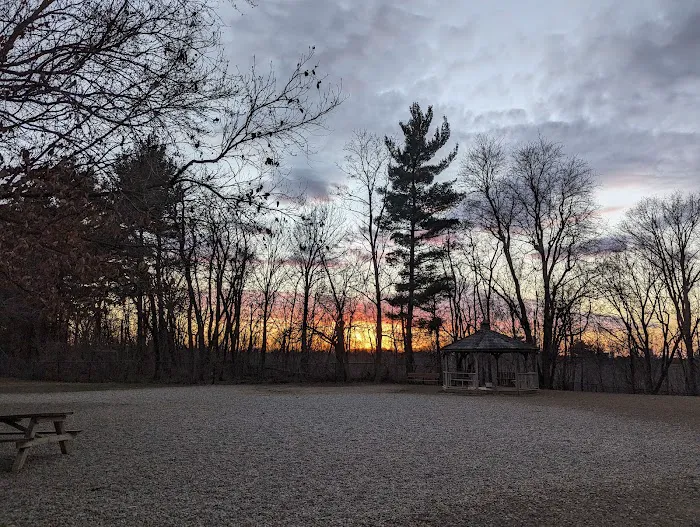Cochran Hill Dog Run (Members Only) 2