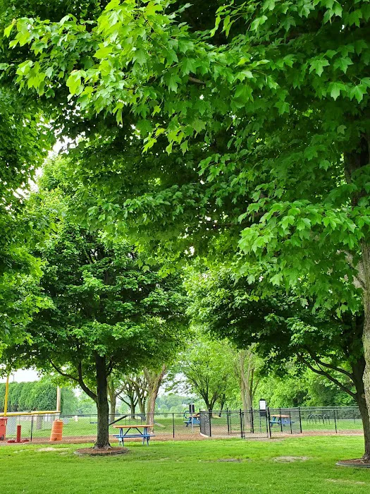 Sellersburg Dog Park 10
