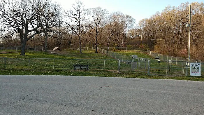 Fort Leavenworth Dog Park 10