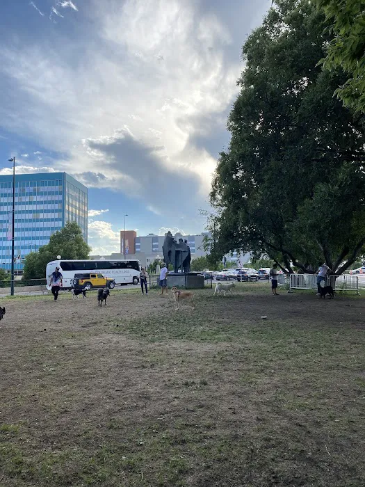 Zeckenbark Dog Park 5