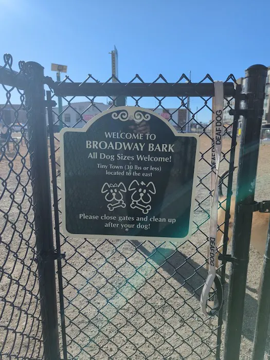 Broadway Bark. Dog park 2