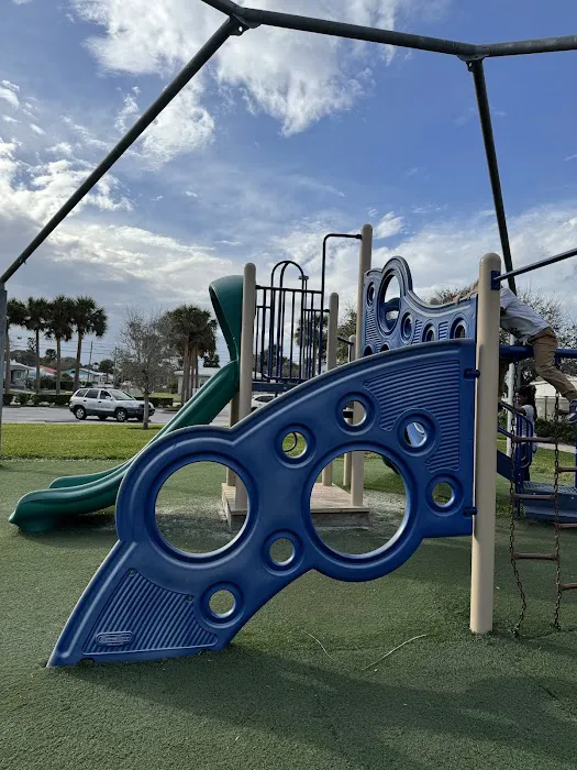 Daytona Beach Lenox Playground 5