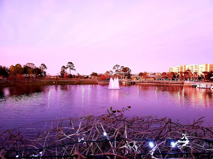 Center Lake Doggy Park 5
