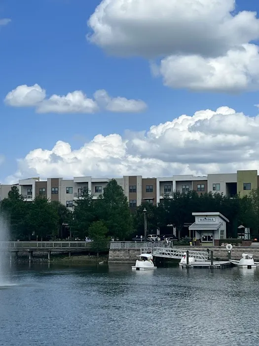 Center Lake Doggy Park 2