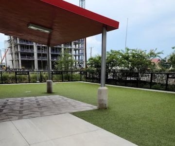 Madison Street Dog Park