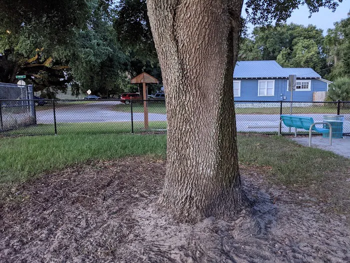 Angus Goss Dog Park 8