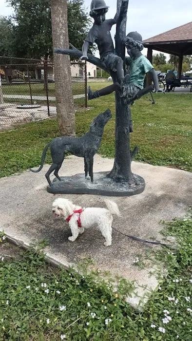 Bark Park (Large) 9
