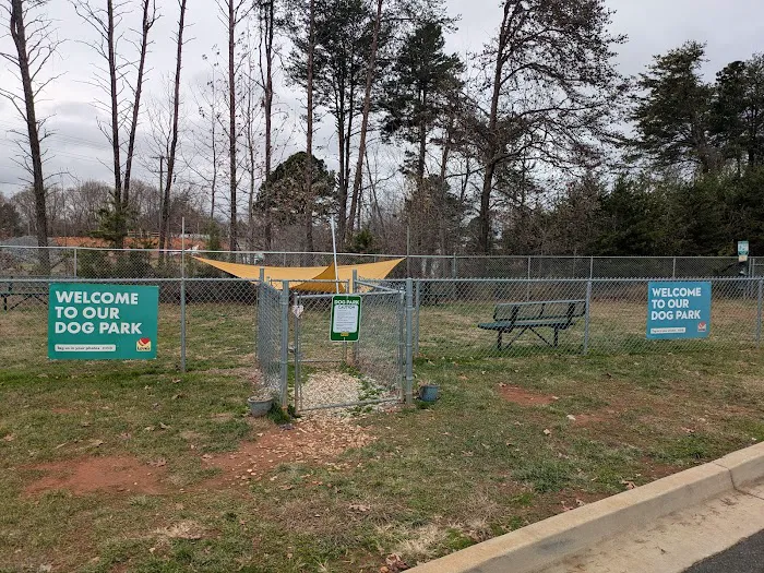 Dog Park at Love's Travel Stops 4