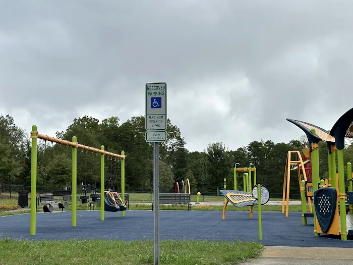 Splash pad park / Nelson L. Malloy, Jr Park 8