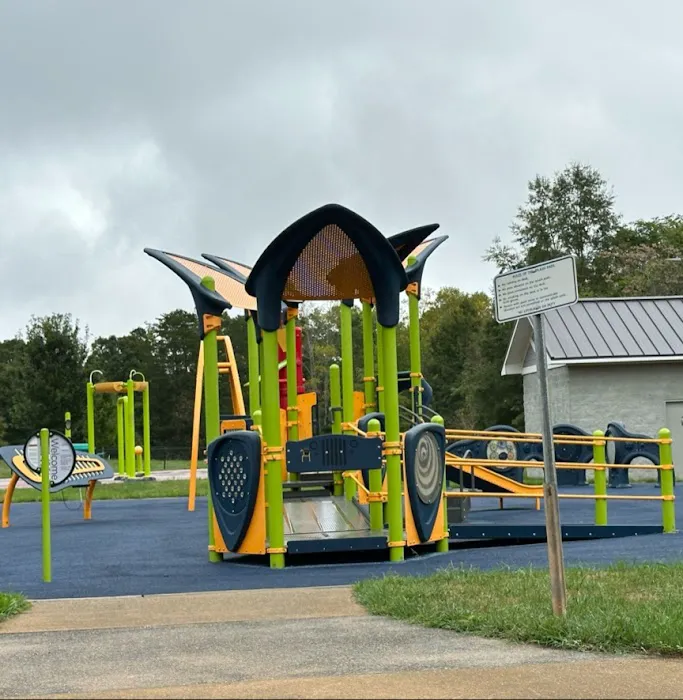 Splash pad park / Nelson L. Malloy, Jr Park 3