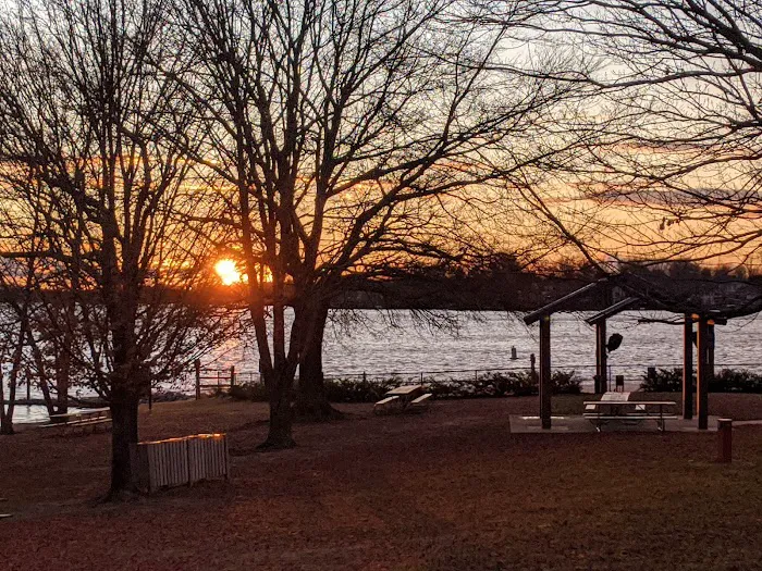 Swaney Pointe K-9 Park 5