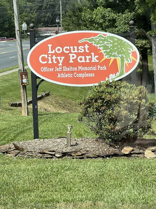 Locust Dog Park 3