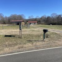 Dellinger’s Room to Roam Private Dog Park (must book through Sniffspot) ico