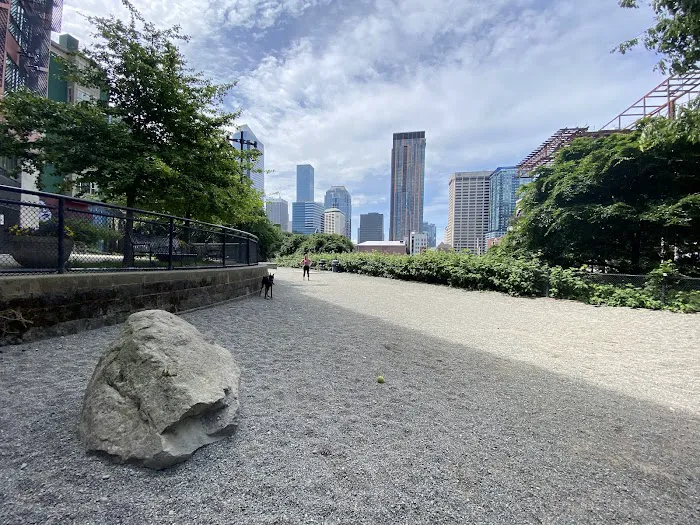 Plymouth Pillars Dog Park 8