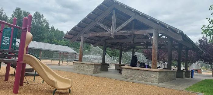Beaver Lake Off-Leash Dog Park 10