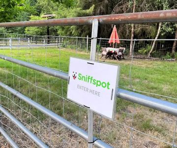 Tolt Tail-Waggin Sniffspot - Private Dog Park rental