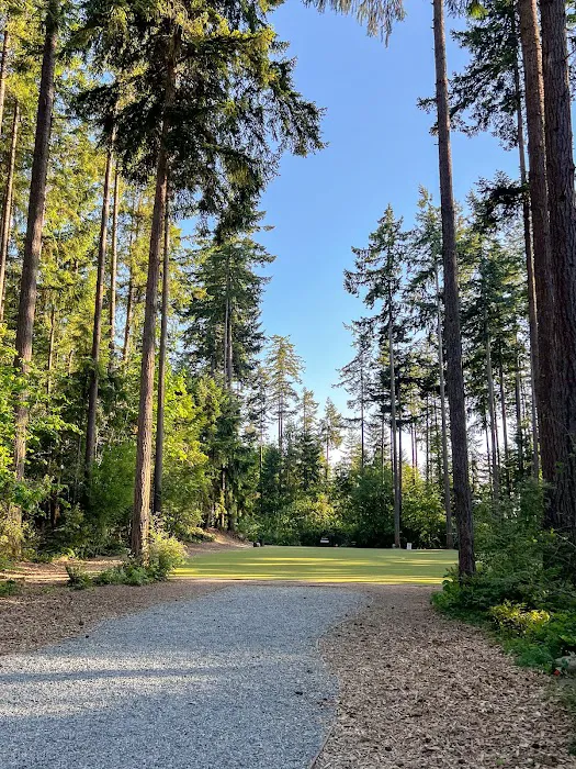 Hounds Hollow Dog Park 1