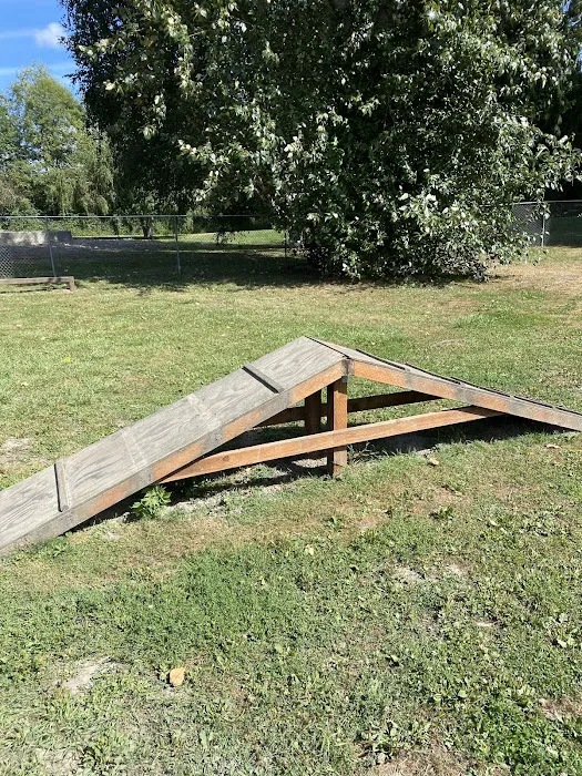 Offleash dog Park 4