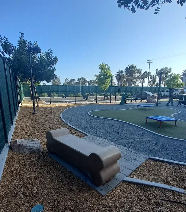 Signal Hill Dog Park 10
