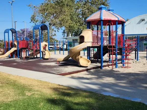 LEXI'S COMMUNITY DOG PARK 8