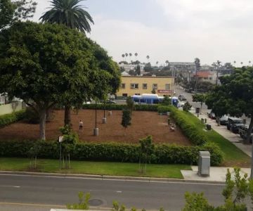 Pacific Street Park