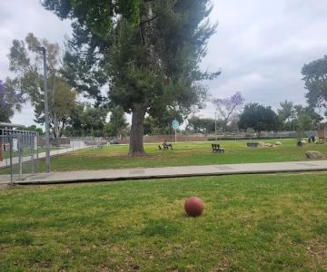 Fullerton Pooch Park