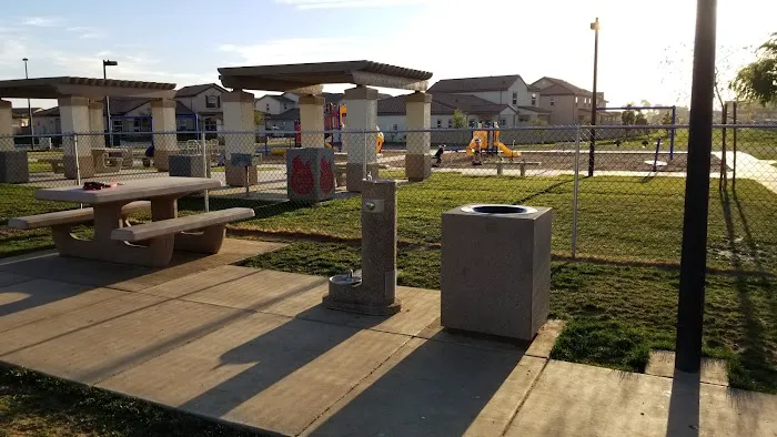 Harborview / Seaside Village Dog Park 2