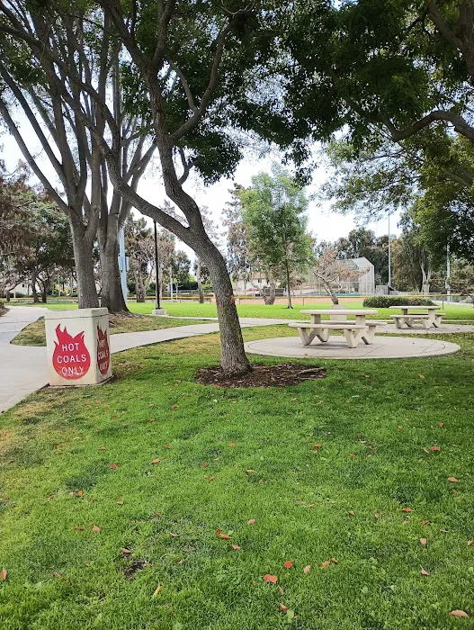 Poinsettia Dog Park 9