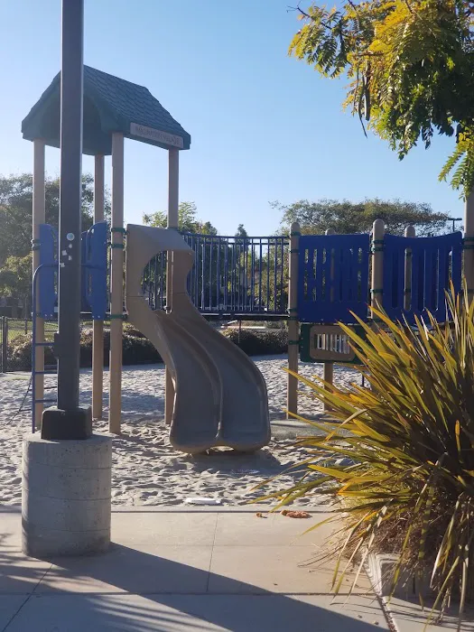 Nobel Leash-Free Park 2