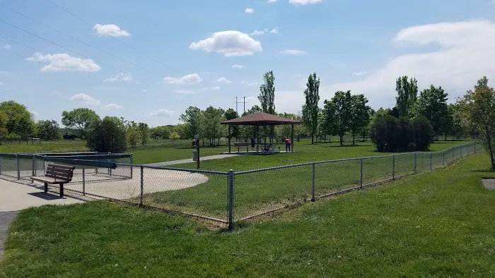 Walnut Woods Dog Park 8