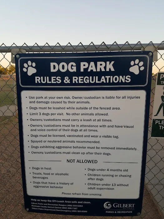 Dog Park at Crossroads 8