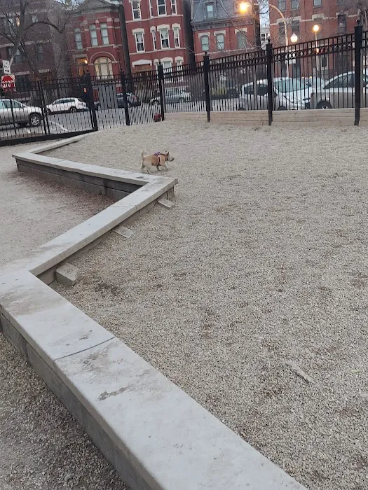 Wicker Park Dog Friendly Area 7