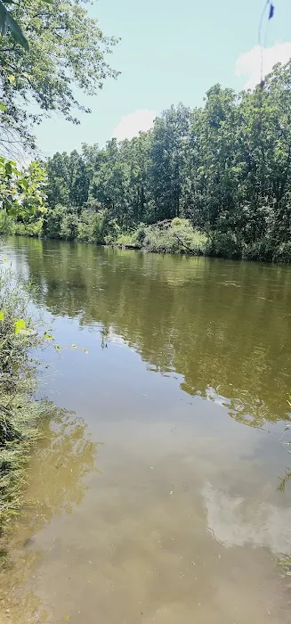 Blackwell Off-Leash Dog Area and Canoe Launch Lot 2