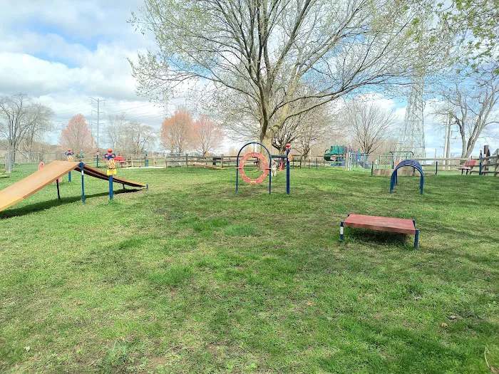 Larsen Nature Preserve And Dog Park 10