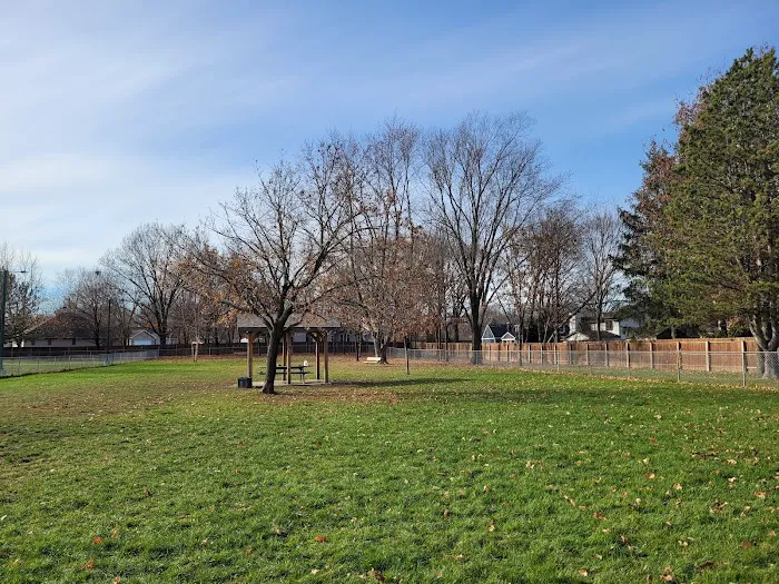 Tag-A-Long Dog Park 4