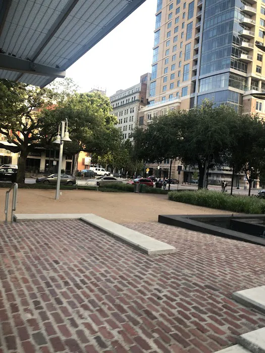 Market Square Dog Run 3