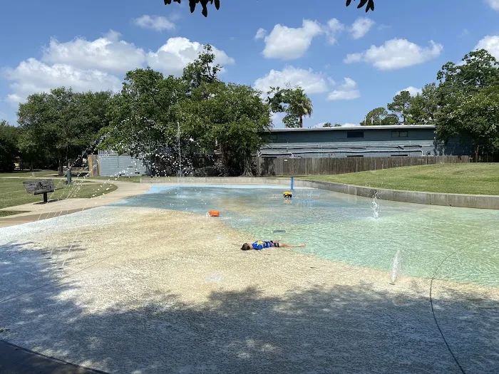 Ervan Chew Dog Park 10