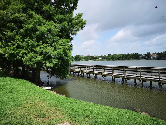 Lake Nassau Park: Dog Park 6